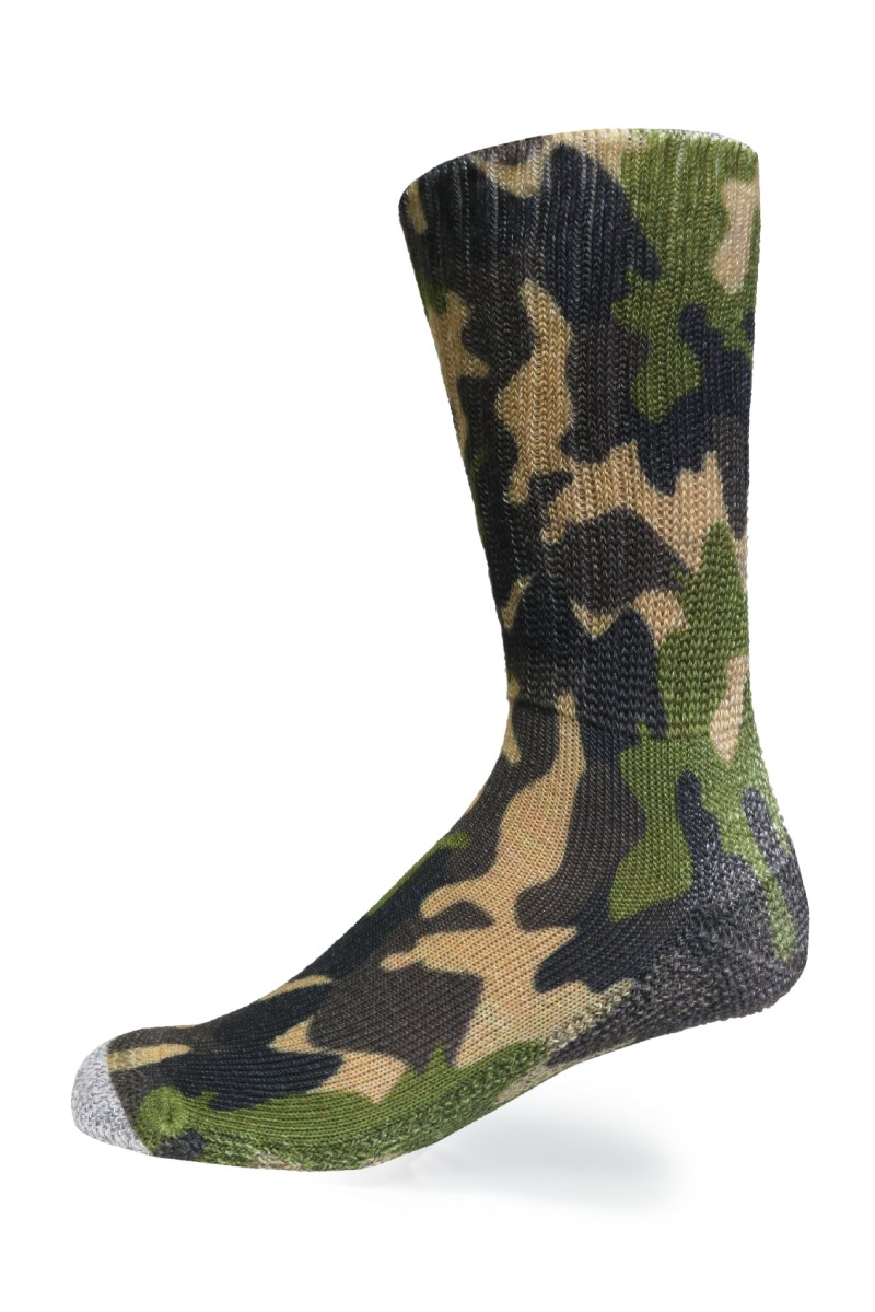 Crazy Cozy Diabetic Comfort Relax Fit Green Camo Crew Socks